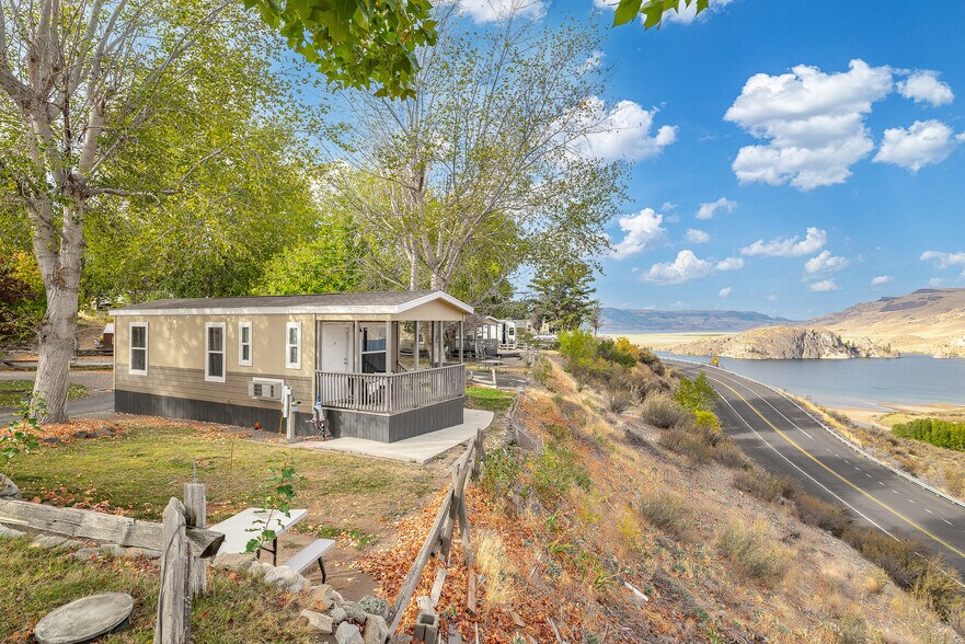 More Photos Of 44892 State Route 21 N, Wilbur Trailer Camper Park For Sale