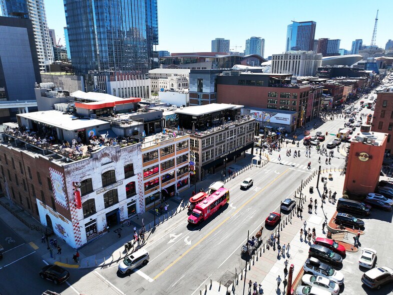 More Photos Of 111 Broadway, Nashville General Retail For Lease