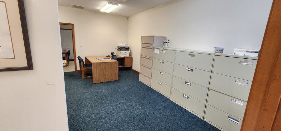 More Photos Of 3901 Wood Duck, Springfield Medical For Lease