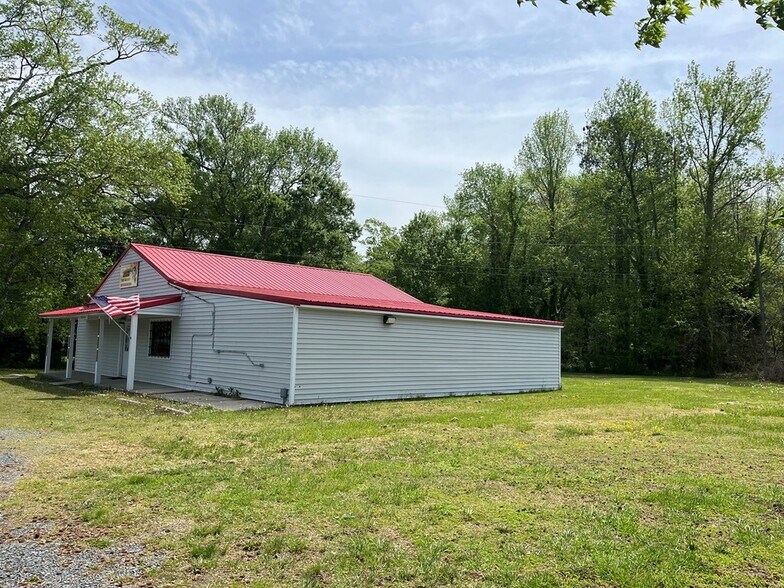 More Photos Of 6026 Occohannock Neck Rd, Exmore Convenience Store For Sale