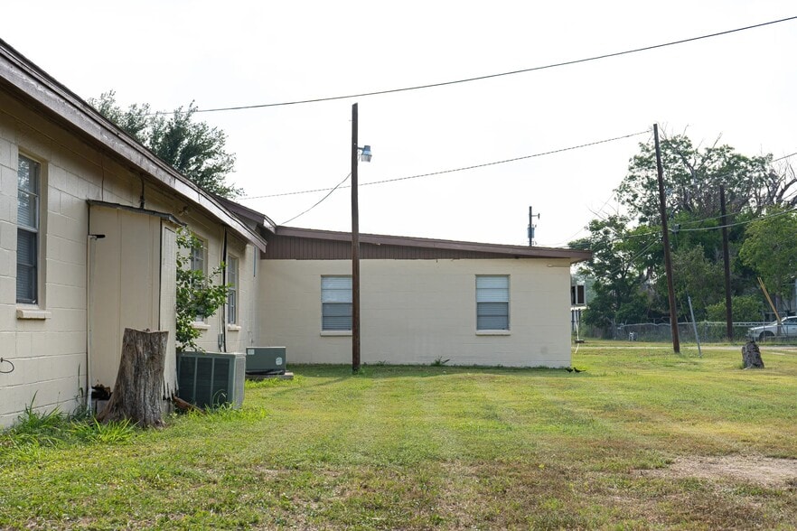 More Photos Of 13412 W 9th St, Lyford Religious Facility For Sale