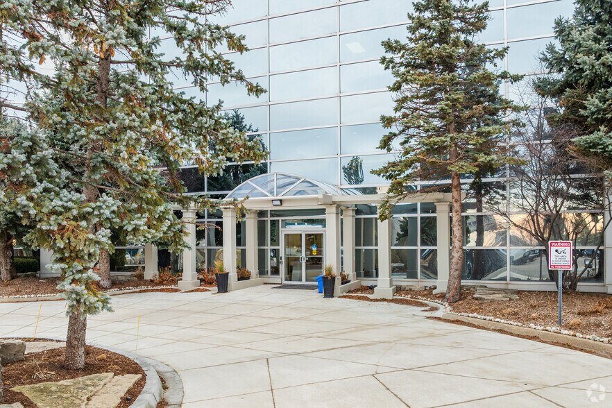 More Photos Of 5500 N Service Rd, Burlington Office For Lease