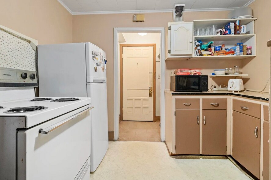 More Photos Of 13 Hodskin St, Canton Apartments For Sale