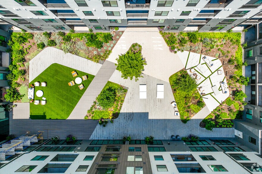 More Photos Of 1414 E 51st St, Austin Apartments For Lease