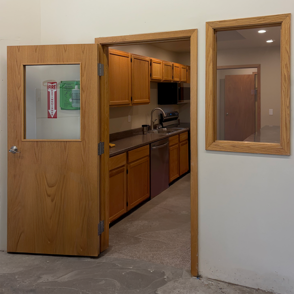 More Photos Of 7479-7491 Cahill Rd, Edina Showroom For Sale