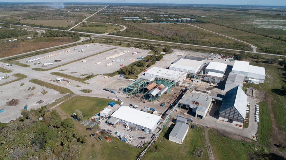 More Photos Of 19100 SW Warfield Blvd, Indiantown Warehouse For Lease