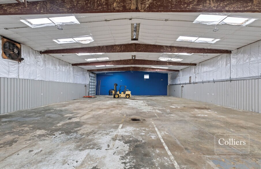 More Photos Of 7329 Spa Rd, Charleston Warehouse For Lease