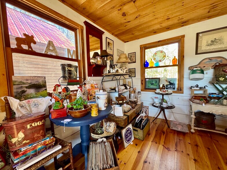 More Photos Of 2659 NH Route 16, Albany General Retail For Sale