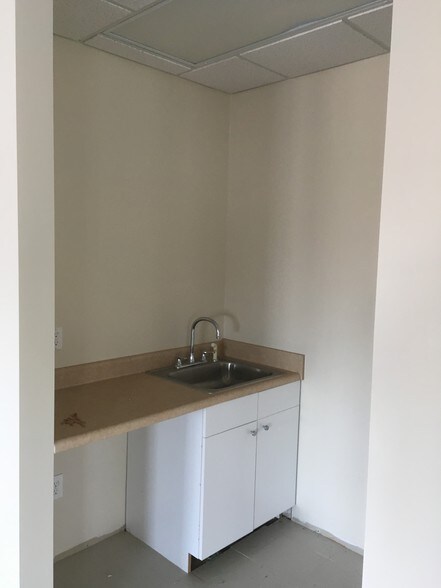 More Photos Of 69 Montauk Hwy, Copiague Loft Creative Space For Lease