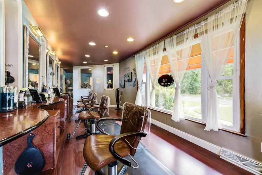 More Photos Of 75 Hartford Rd, Delran Storefront Retail Office For Sale