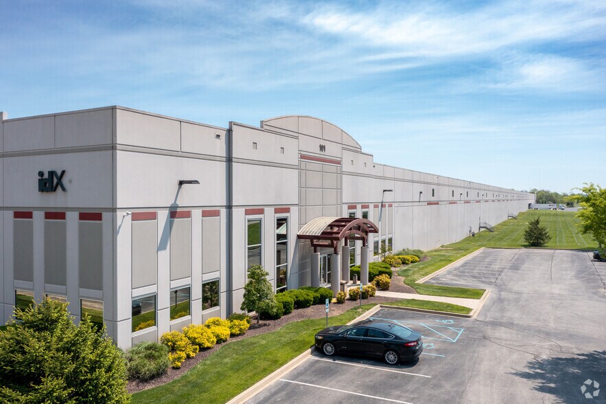 Primary Photo Of 101 River Ridge Cir, Jeffersonville Distribution For Lease