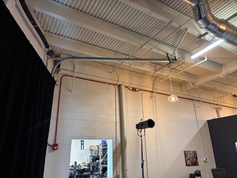 More Photos Of 12621-12631 Larchmere Blvd, Cleveland Apartments For Lease