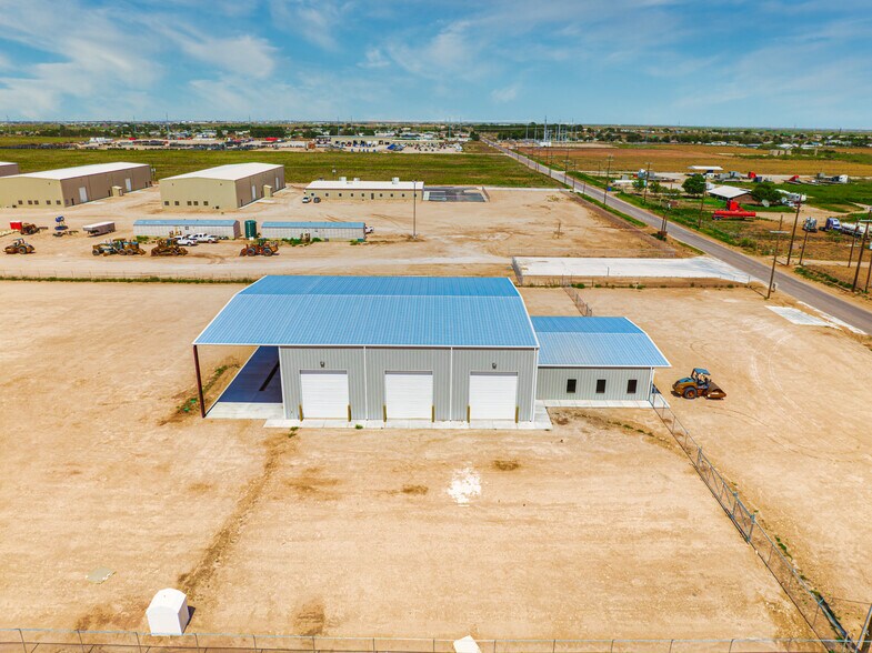 More Photos Of 2411 E County Rd 140, Midland Warehouse For Sale