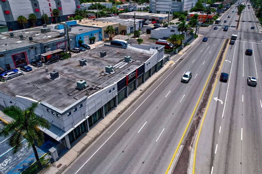 More Photos Of 925 W Broward Blvd, Fort Lauderdale Auto Dealership For Lease