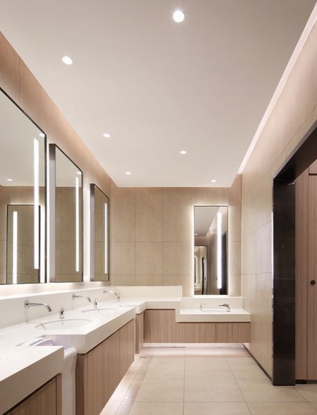 More Photos Of 303 Banyan Blvd, West Palm Beach Medical For Lease