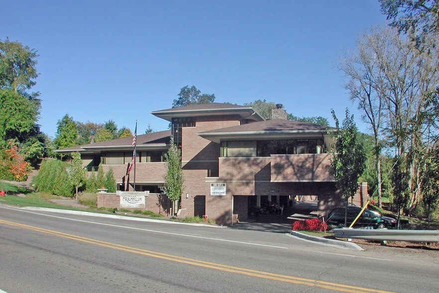 Primary Photo Of 7457 Franklin Rd, Bloomfield Hills Office For Lease