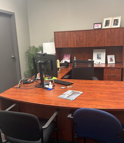 More Photos Of 7404 101 Ave NW, Edmonton Office For Sale