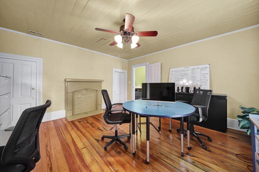 More Photos Of 500 W John St, Matthews Office For Sale