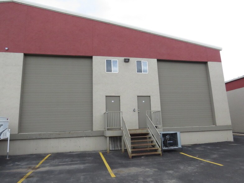More Photos Of 101 Airpark, Gypsum Warehouse For Lease
