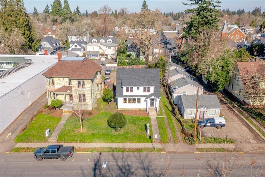 More Photos Of 1607 State St, Salem Office For Lease