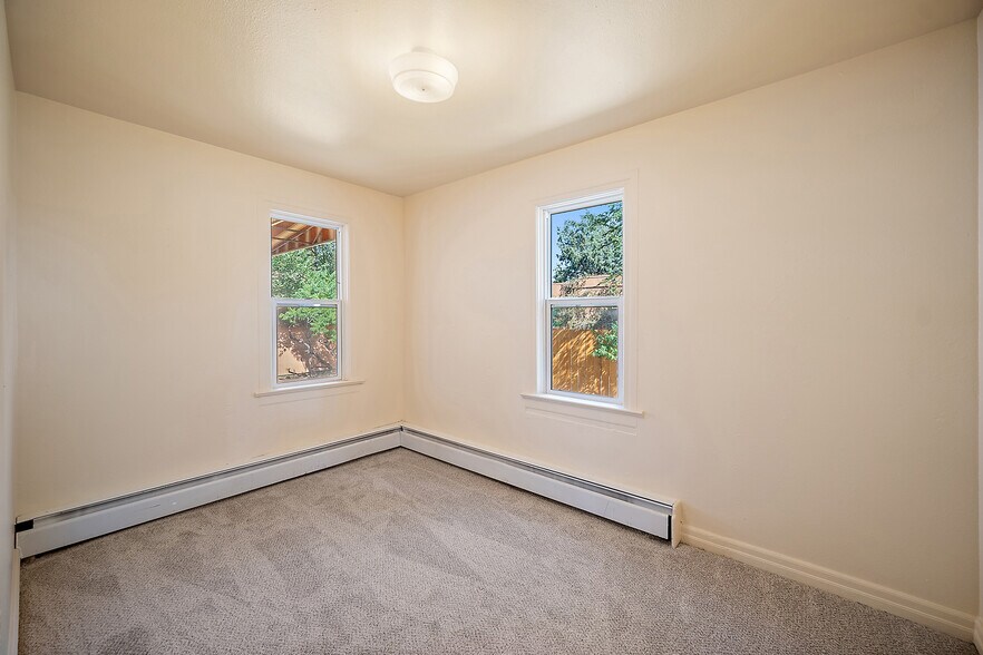 More Photos Of 18 1/2 Swope Ave, Colorado Springs Light Distribution For Sale