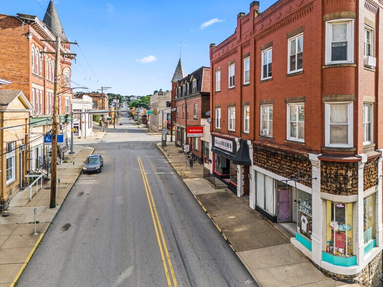 More Photos Of 105 S McDonald St, Mc Donald Office Residential For Sale