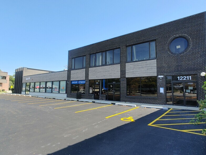 More Photos Of 12211 S Harlem Ave, Palos Heights Medical For Lease