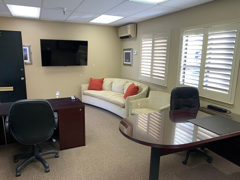 More Photos Of 644 N Santa Cruz Ave, Los Gatos Medical For Lease