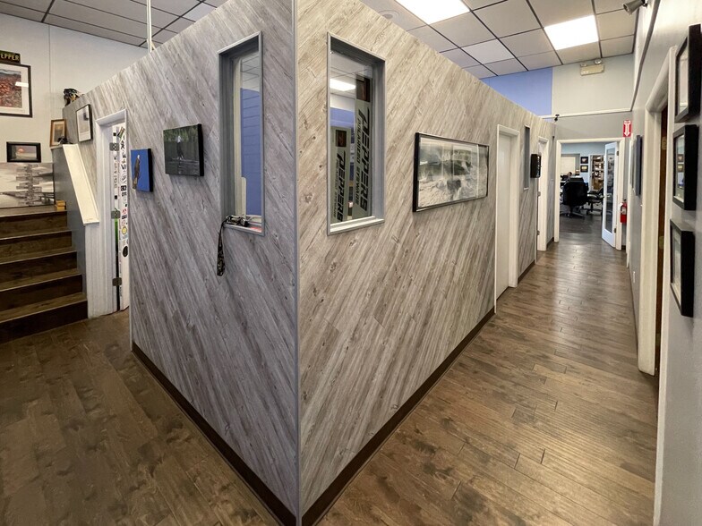 More Photos Of 3001 Pulawski Way, Pittsburgh Warehouse For Sale