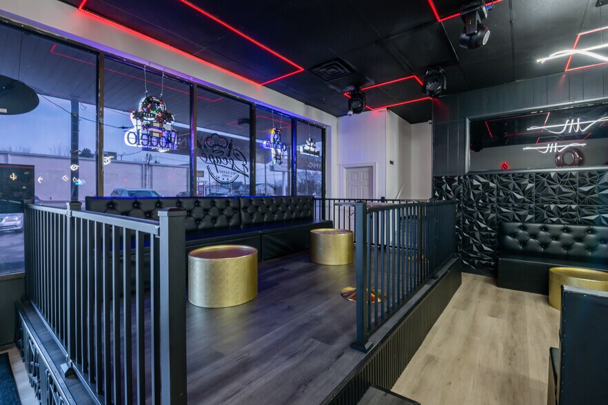 More Photos Of 653-665 Carey Ave, Hanover Township Storefront For Sale