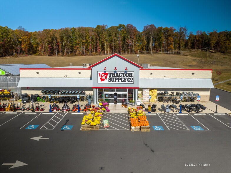 More Photos Of 9275 PA-61, Shamokin General Retail For Sale