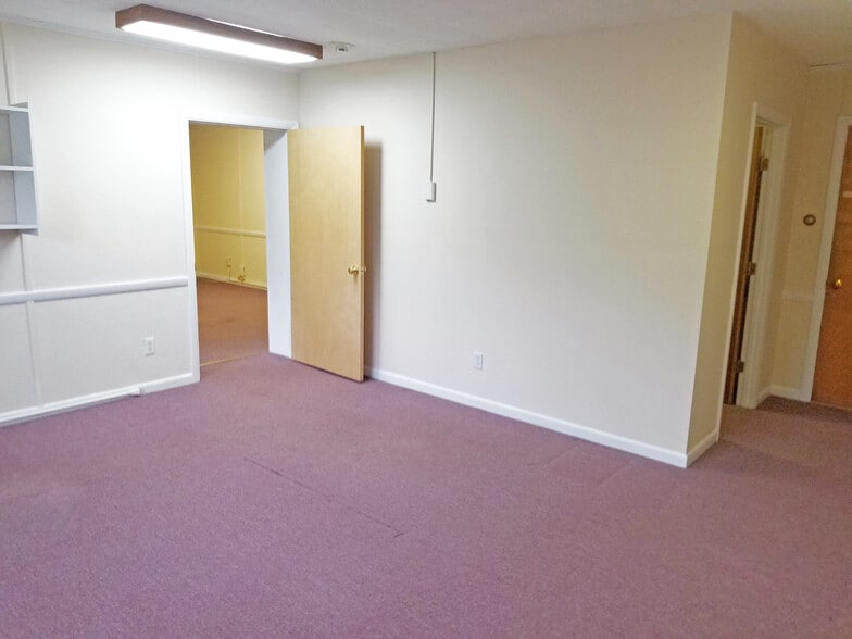 More Photos Of 191 Sudbury Rd, Concord Office For Lease