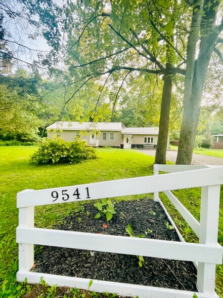 More Photos Of 9541 Horseshoe Island Rd, Clay Specialty For Sale