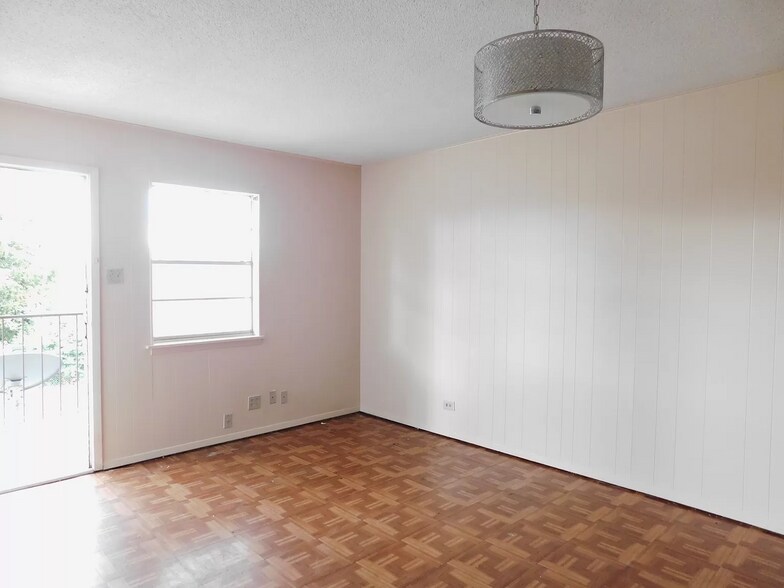 More Photos Of 3616 Harvey St, McAllen Apartments For Sale
