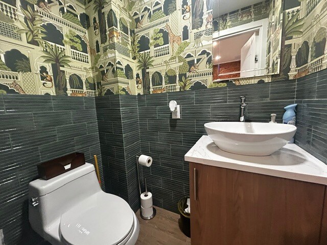 More Photos Of 7518 3rd Ave, Brooklyn Coworking Space