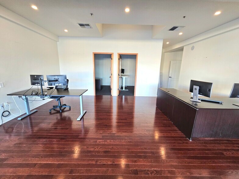 More Photos Of 240 Main St, Chico Storefront Retail Office For Lease