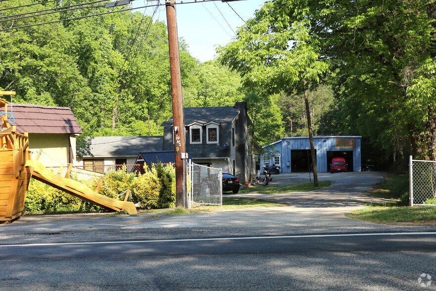 More Photos Of 2347 Ball Ground Hwy, Canton Freestanding For Sale