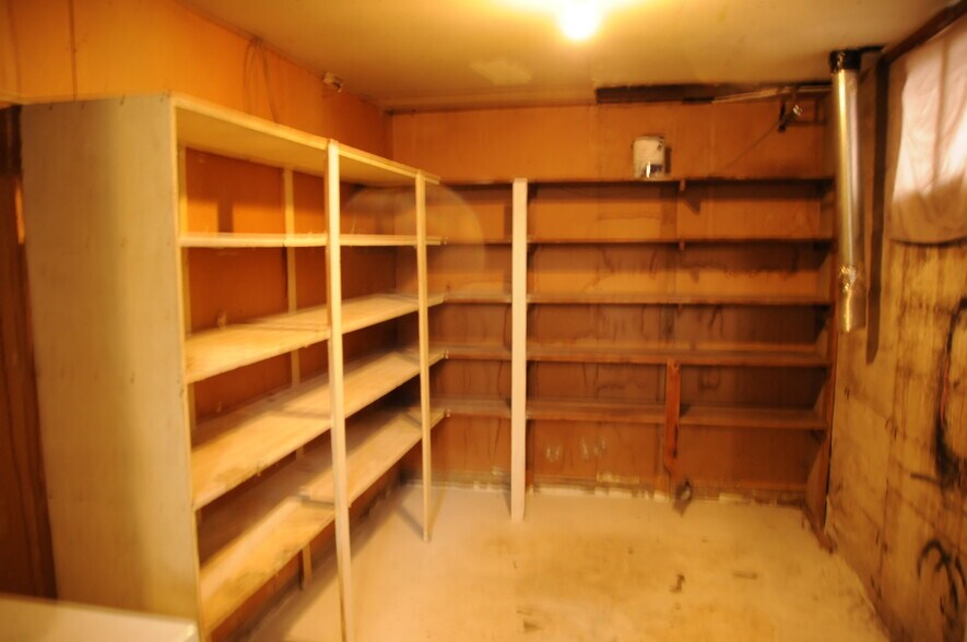 More Photos Of 2770 W 5400 S, Salt Lake City Flex For Sale