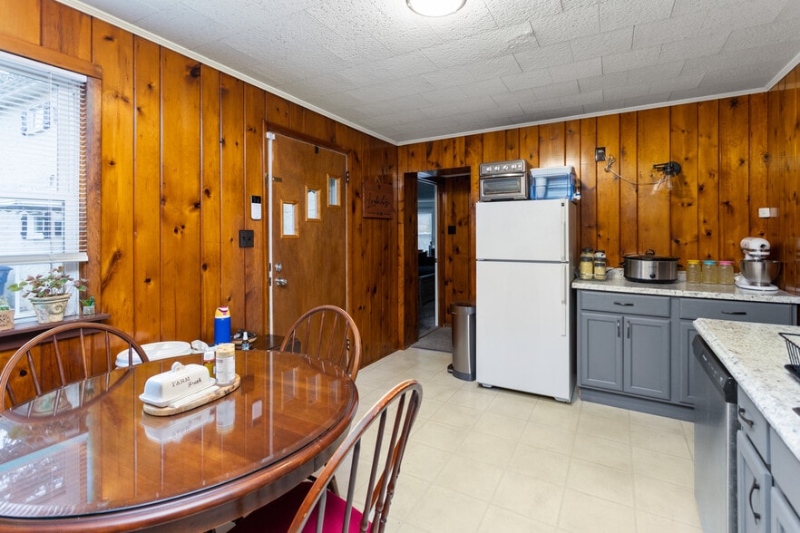 More Photos Of 51 Crosswicks Chesterfield Rd, Chesterfield Apartments For Sale