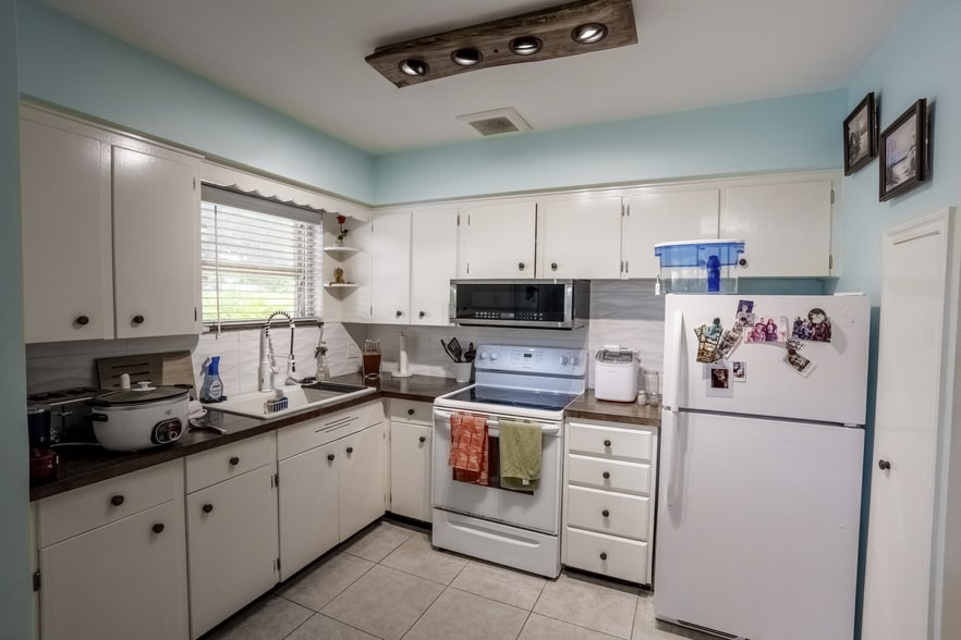 More Photos Of 325 NW Spanish River Blvd, Boca Raton Apartments For Sale