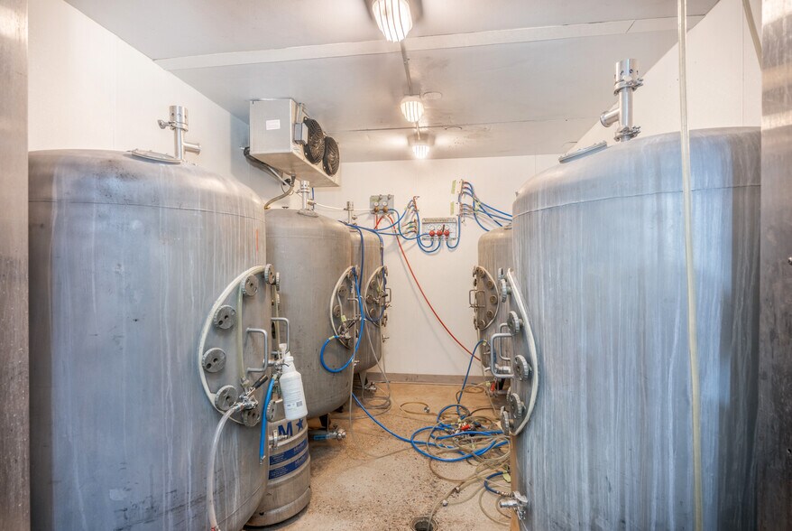 More Photos Of 100 N Pagosa Blvd, Pagosa Springs Freestanding For Sale