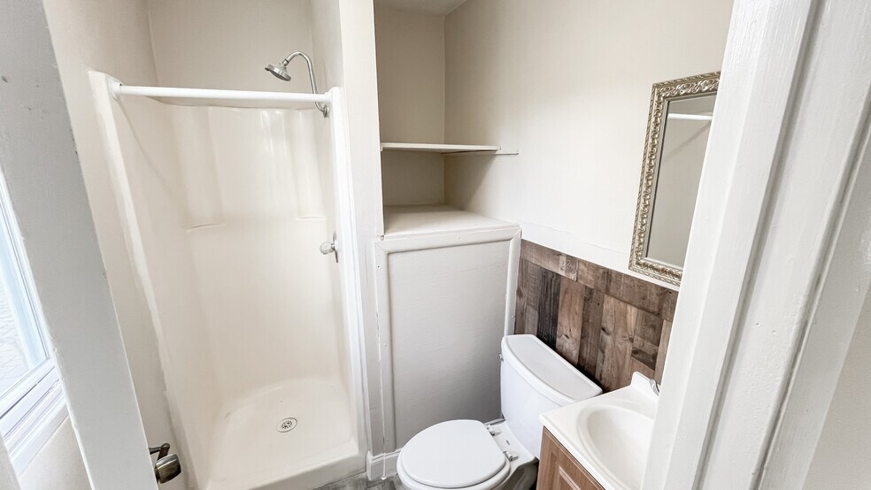 More Photos Of 321 W Ianthe St, Tavares Multifamily For Sale