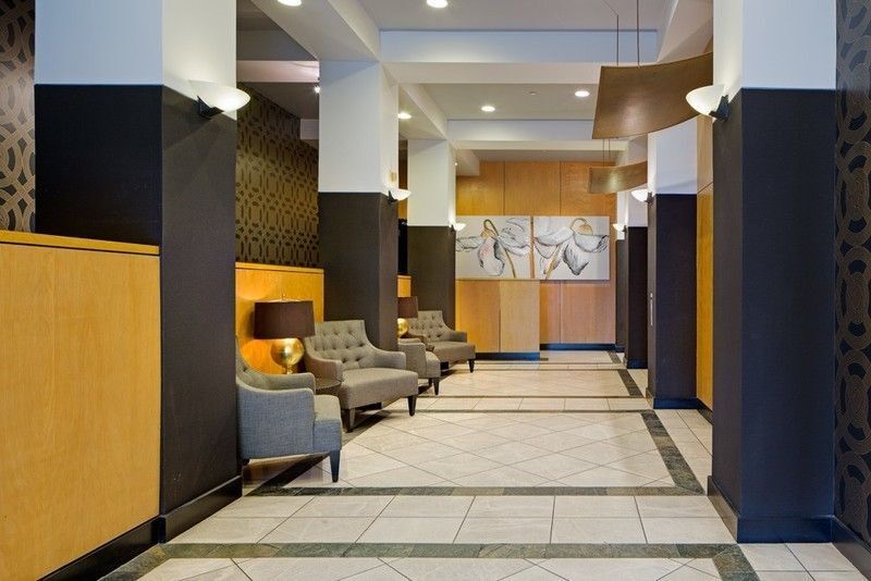 More Photos Of 810 4th Ave, San Diego Apartments For Lease