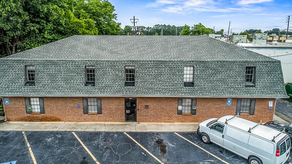 Primary Photo Of 310 N Glynn St, Fayetteville Medical For Lease