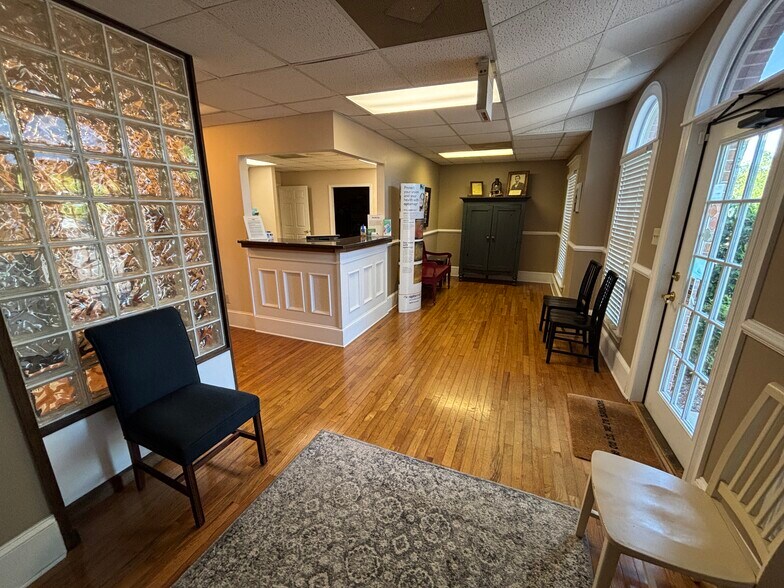More Photos Of 3700 Largent Way, Smyrna Medical For Sale