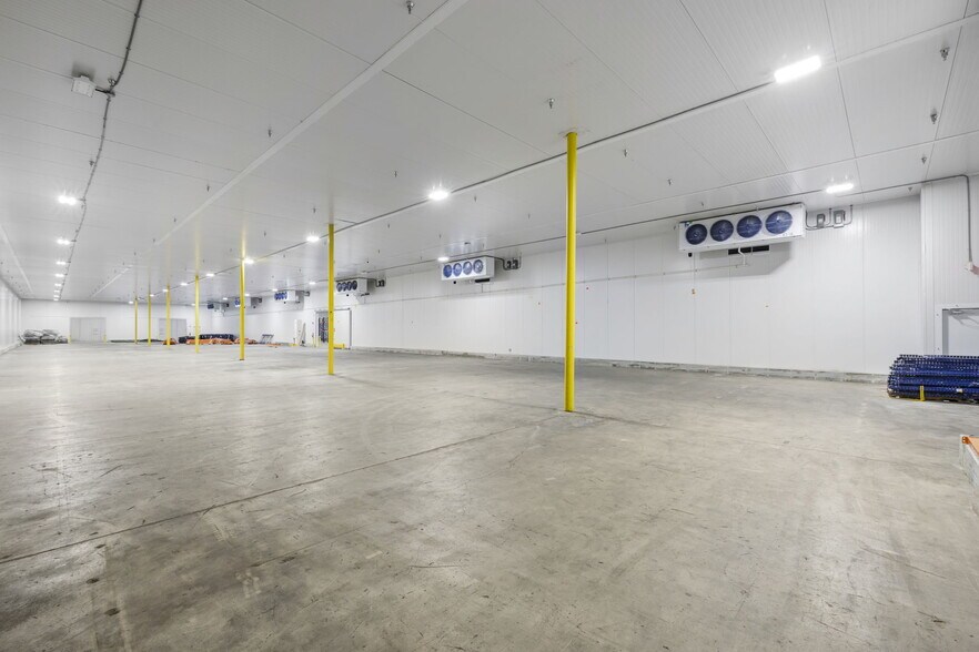 More Photos Of 7500 NW 25th St, Miami Refrigeration Cold Storage For Sale