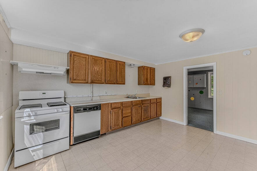 More Photos Of 355 Union St, Littleton Religious Facility For Sale