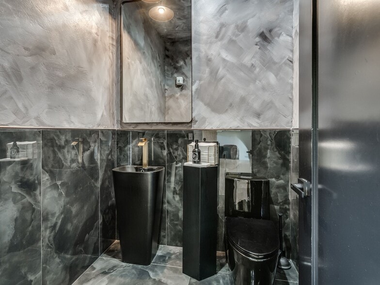More Photos Of 20480 NE 164th St, Luther Specialty For Sale