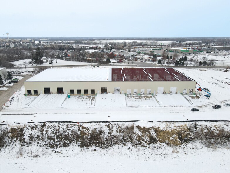 More Photos Of 3300-3310 Mound Rd, Joliet Warehouse For Lease