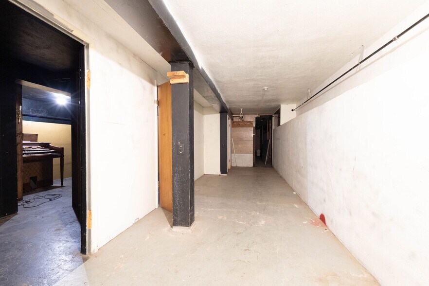 More Photos Of 306 S Main, Union Storefront Retail Residential For Sale